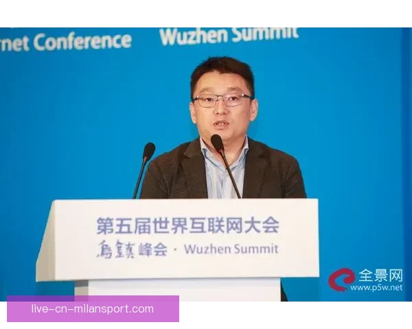 央视足球直播全景呈现赛场风云点燃亿万球迷激情之夜精彩瞬间见证中国力量